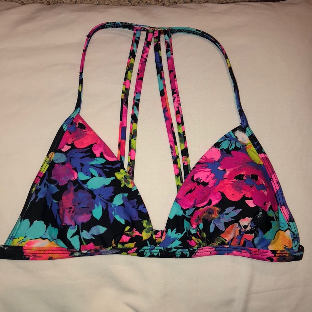 Bikini top